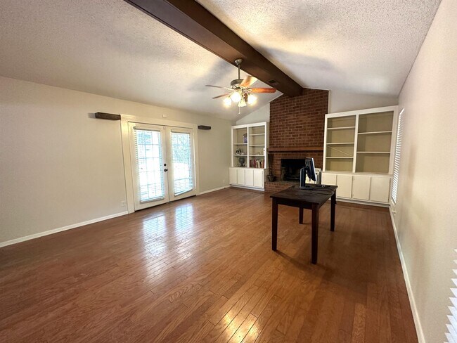 Building Photo - 5260 Brantford Ave