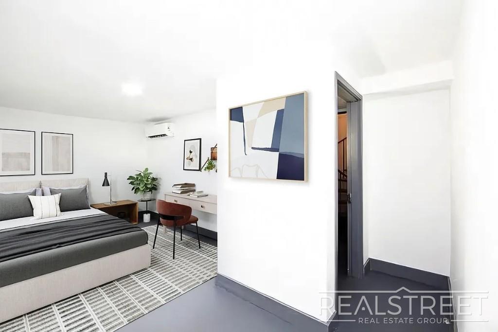 Building Photo - Spacious 2-Bedroom Home with Bright, Open Living Areas