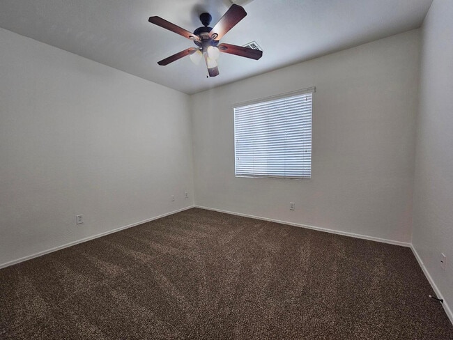 Building Photo - 3542 S Posse Trail