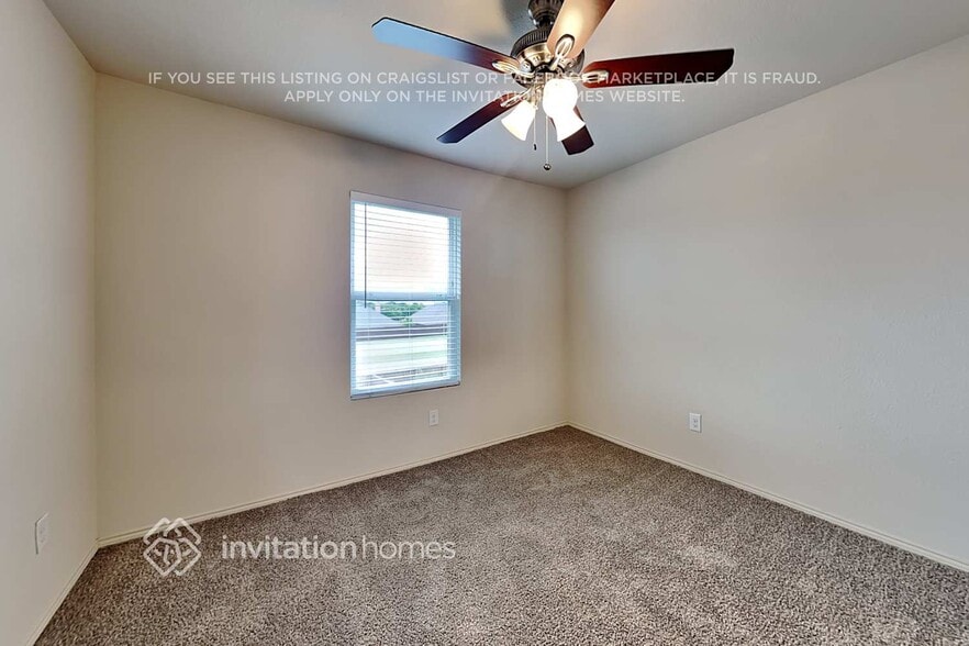 Building Photo - 2820 Englefield Green Dr