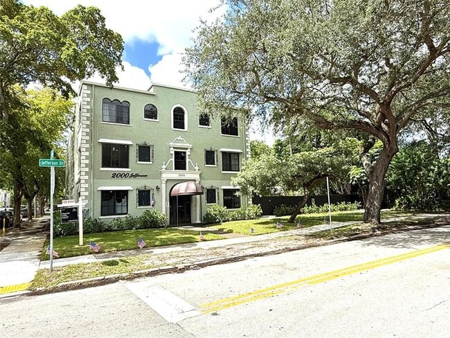 Building Photo - 2000 Jefferson St