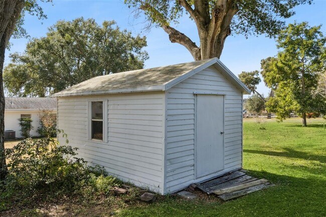 Building Photo - 17530 County Rd 455