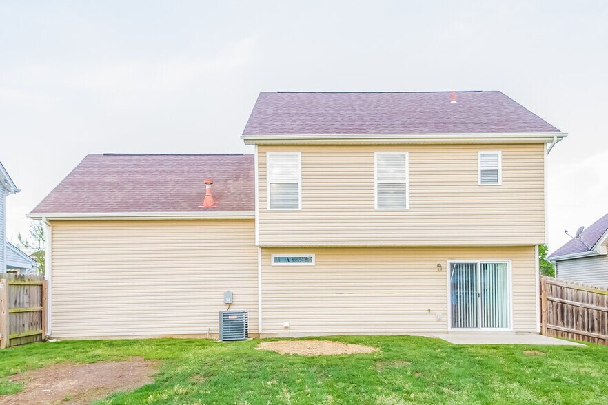 Building Photo - 2124 Freeman Ln