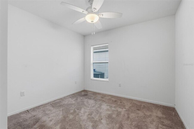 Building Photo - 836 Cambridge Dr