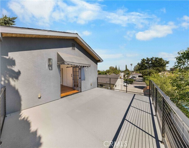 Building Photo - 7503 Hesperia Ave