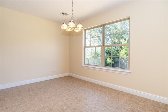 Building Photo - 2804 S C St