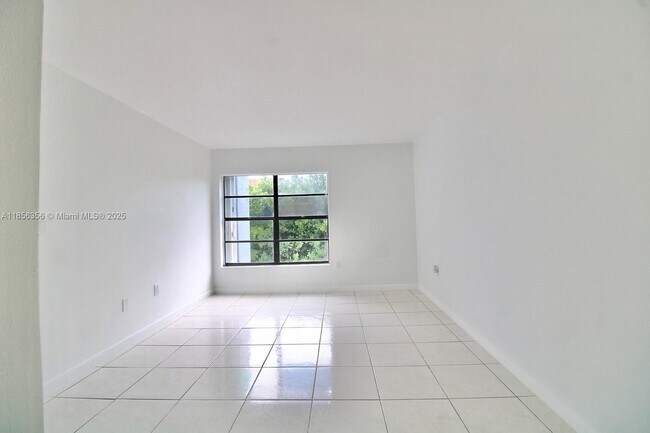 Building Photo - 13870 SW 62nd St