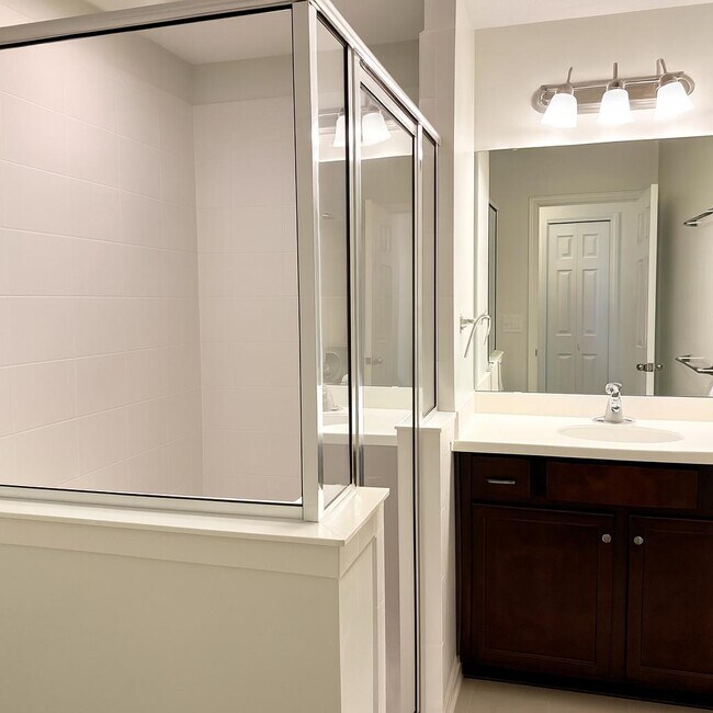 Building Photo - 79717 Plummer's Creek Dr