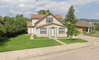 Building Photo - 1001 Silverleaf Ave
