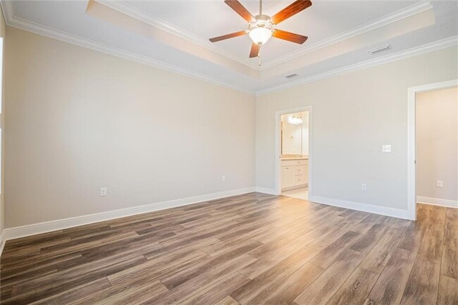 Building Photo - 1203 Holmes Ave