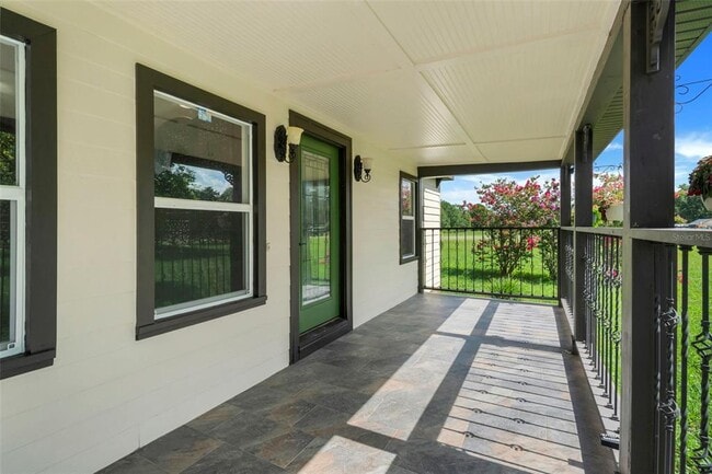 Building Photo - 13832 South Bay Lake Rd