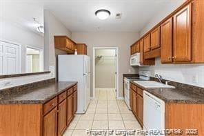 Building Photo - 625 Marshtree Ln