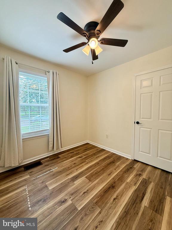 Building Photo - 8487 Inspiration Ave
