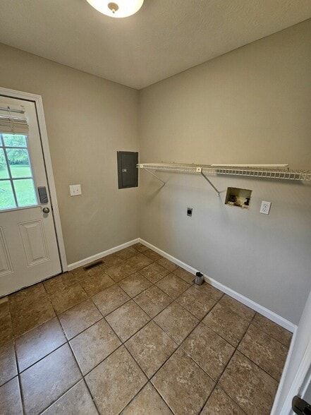 Building Photo - 5614 S Jefferson Ave