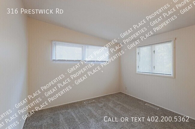 Building Photo - 316 Prestwick Rd