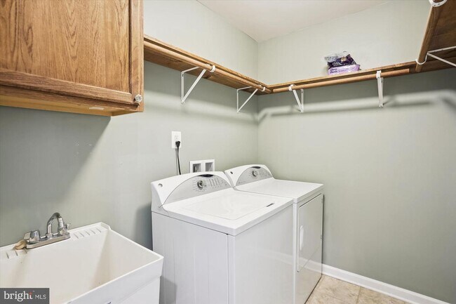 Building Photo - 7106 Santa Cruz Pl