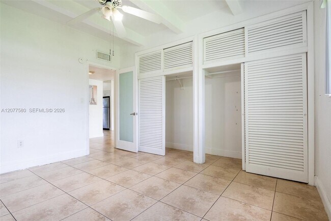 Building Photo - 7620 SW 82nd St