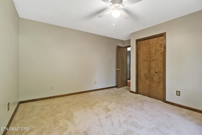 Building Photo - 101 Walden Ridge Dr