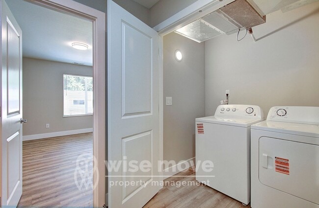 Building Photo - Garrison Square 3 bedroom- Brand New!