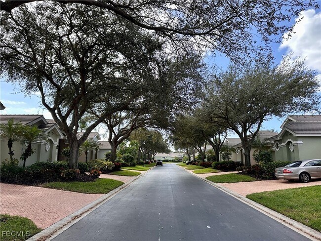 Building Photo - 3411 Marbella Ct