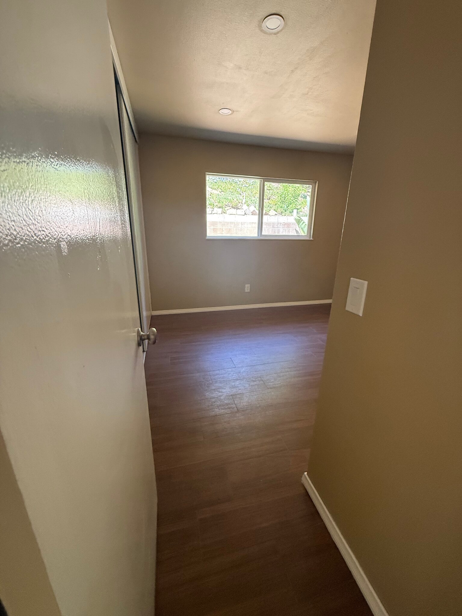 Building Photo - 4692 Tajo Dr