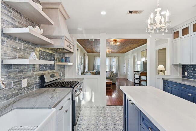 Building Photo - 2415 38th St