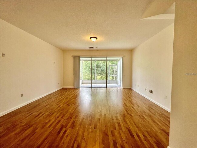 Building Photo - 26543 Castleview Way