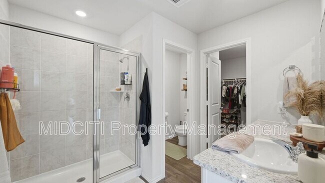 Building Photo - 2913 Brogan Creek