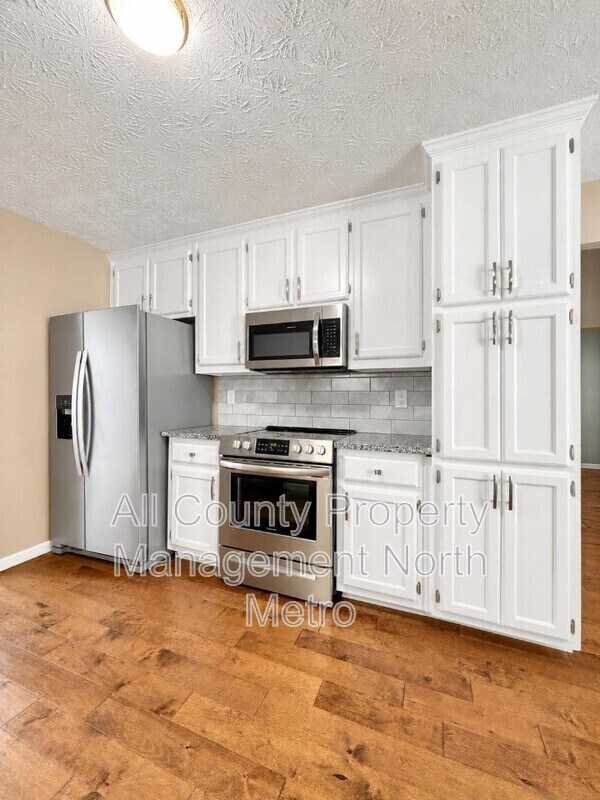 Building Photo - 4710 Middleboro Ln