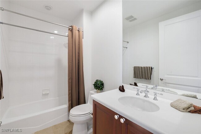 Building Photo - 1050 Borghese Ln