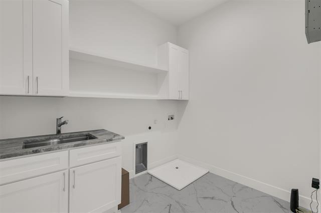 Building Photo - 3737 Cortez Dr