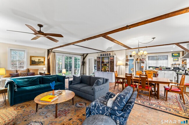 Building Photo - 21 Old Mill Rd