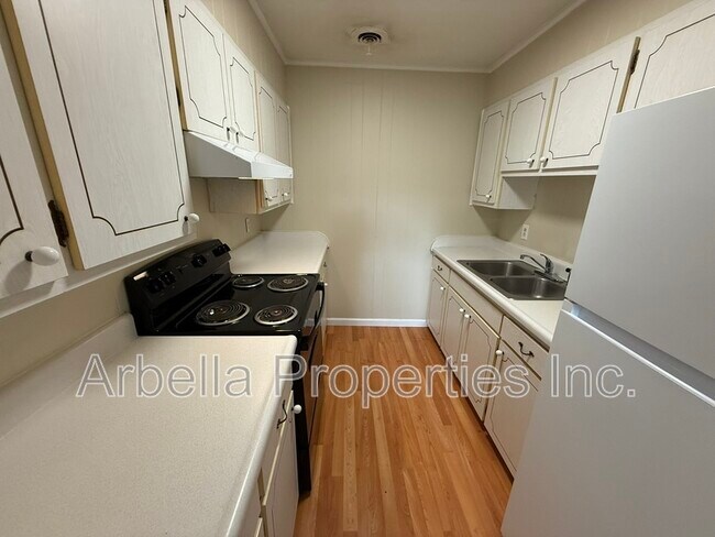 Building Photo - 1714 TN-93