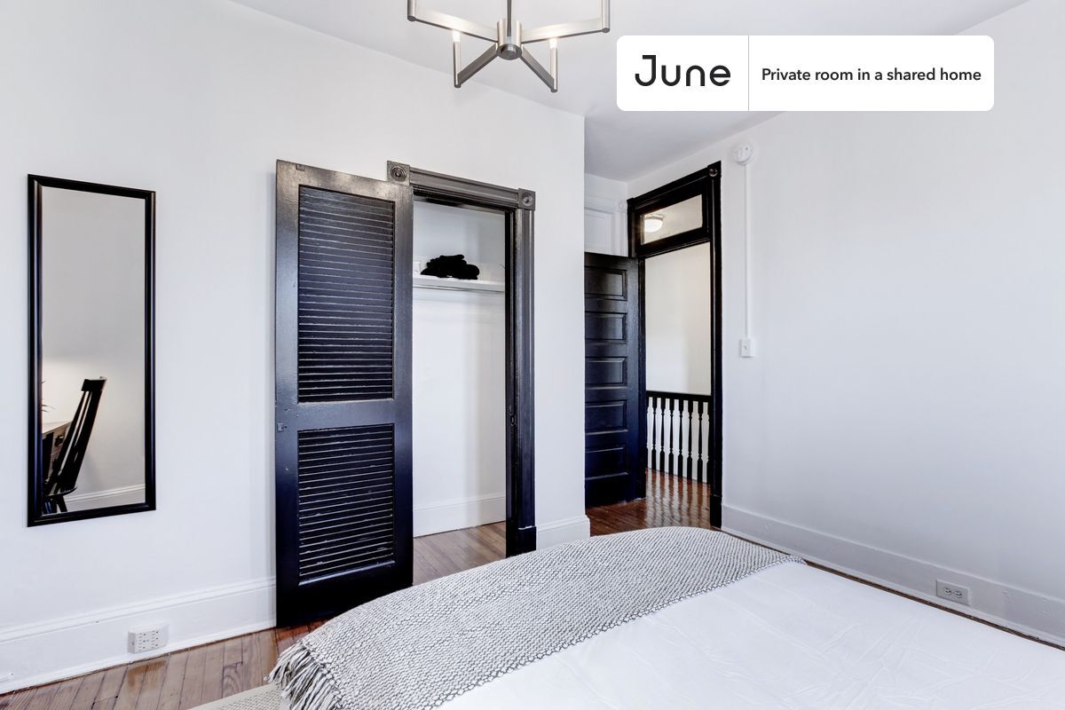 Building Photo - Room in Shared 4 bed/1.5 bath home in Capitol Hill