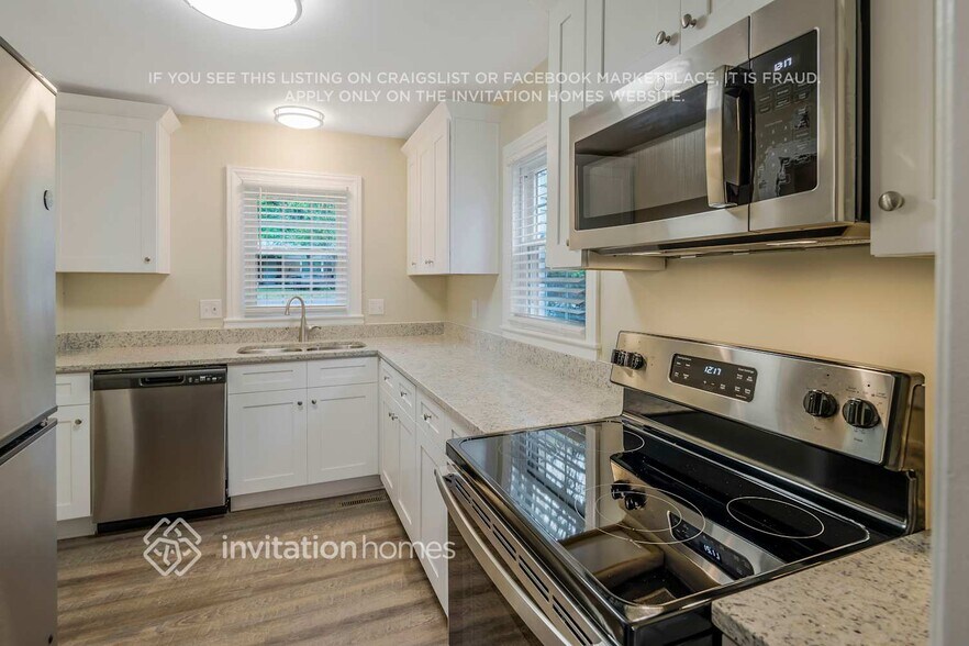 Building Photo - 7839 Chapman St