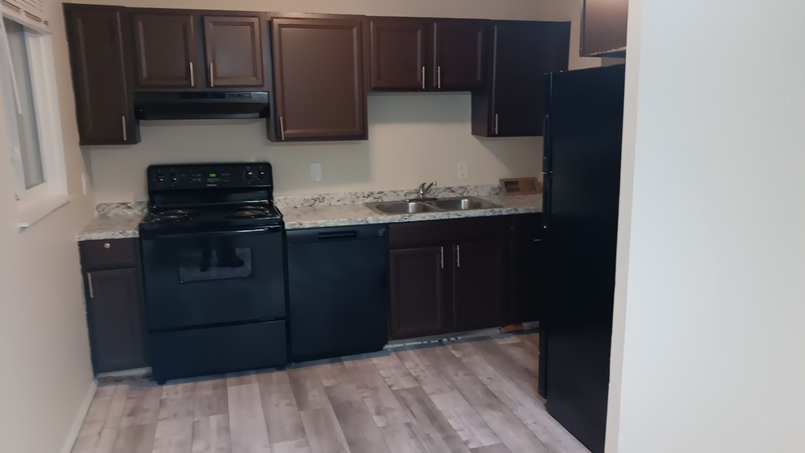 Building Photo - 248 Lloydwood Dr