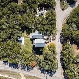 Building Photo - 7705 Debbie Dr