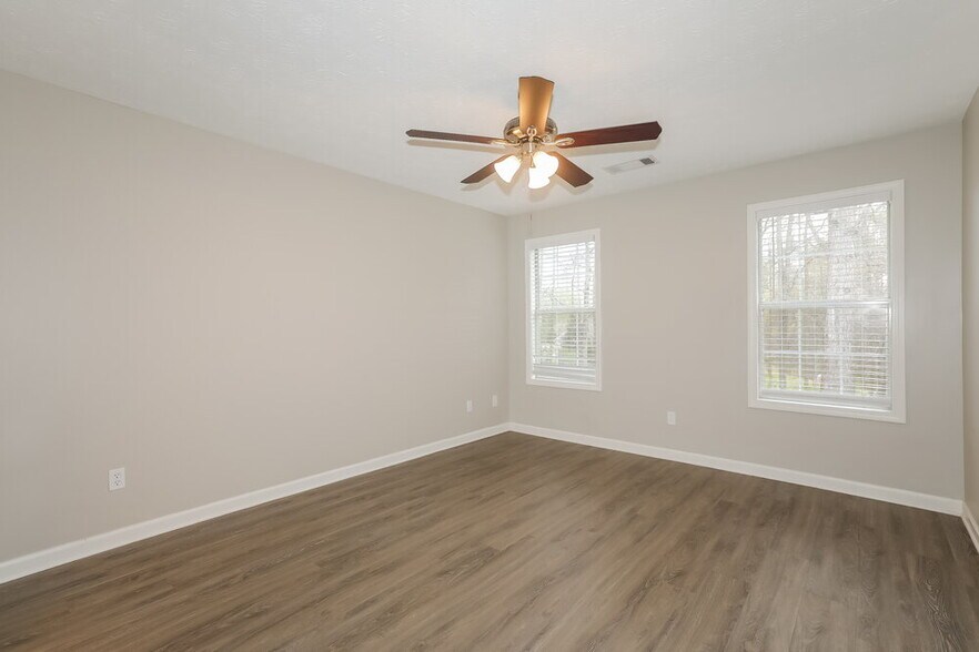 Building Photo - 715 Heritage Ridge Dr