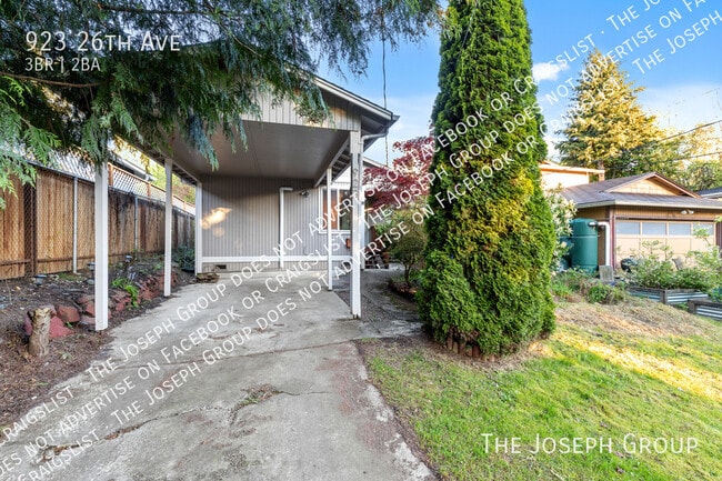 Primary Photo - 923 26th Ave