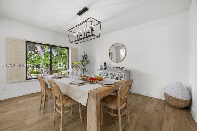 Building Photo - 14615 SW 77th Ct