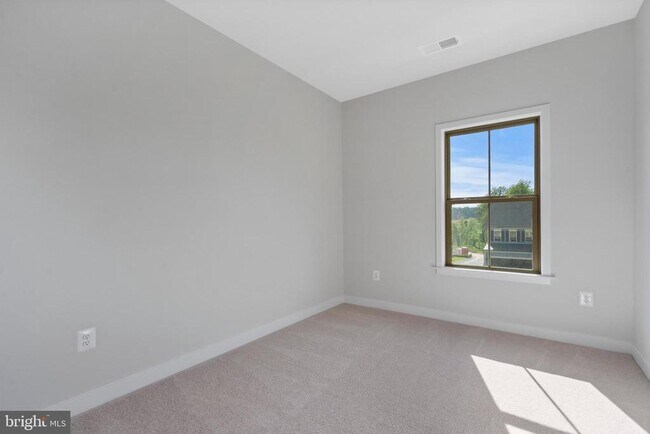 Building Photo - 3561 Worthington Blvd