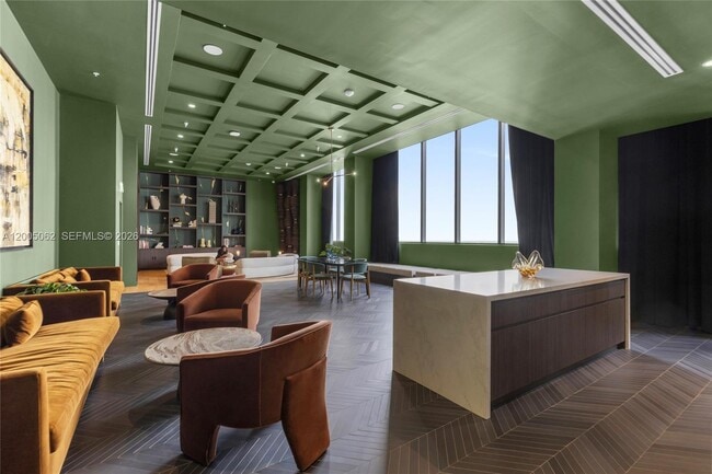 Building Photo - 11 NE 6th St