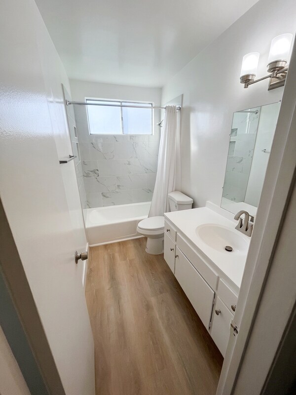 Building Photo - 2611 Ocean Ave