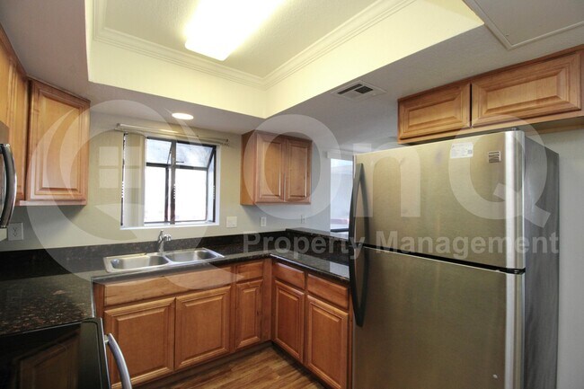 Building Photo - 3435 W Danbury Dr