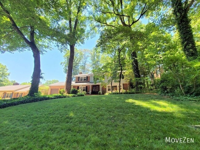 Building Photo - 3507 Henderson Rd