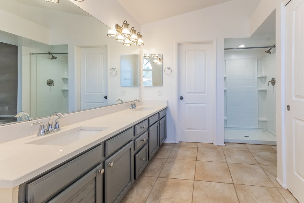 Building Photo - 25 W Gary Ave