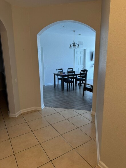 Building Photo - 4114 Breakview Dr