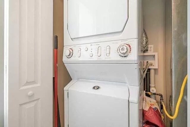 Building Photo - 2915 N Lawndale Ave