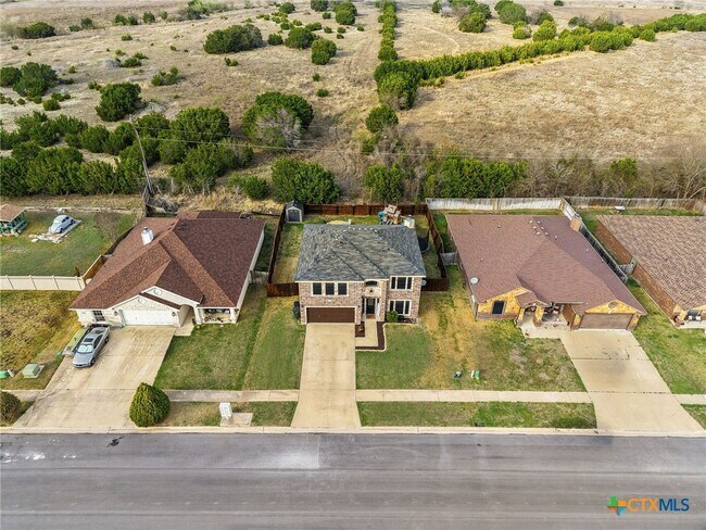 Building Photo - 4103 Dewitt County Ct