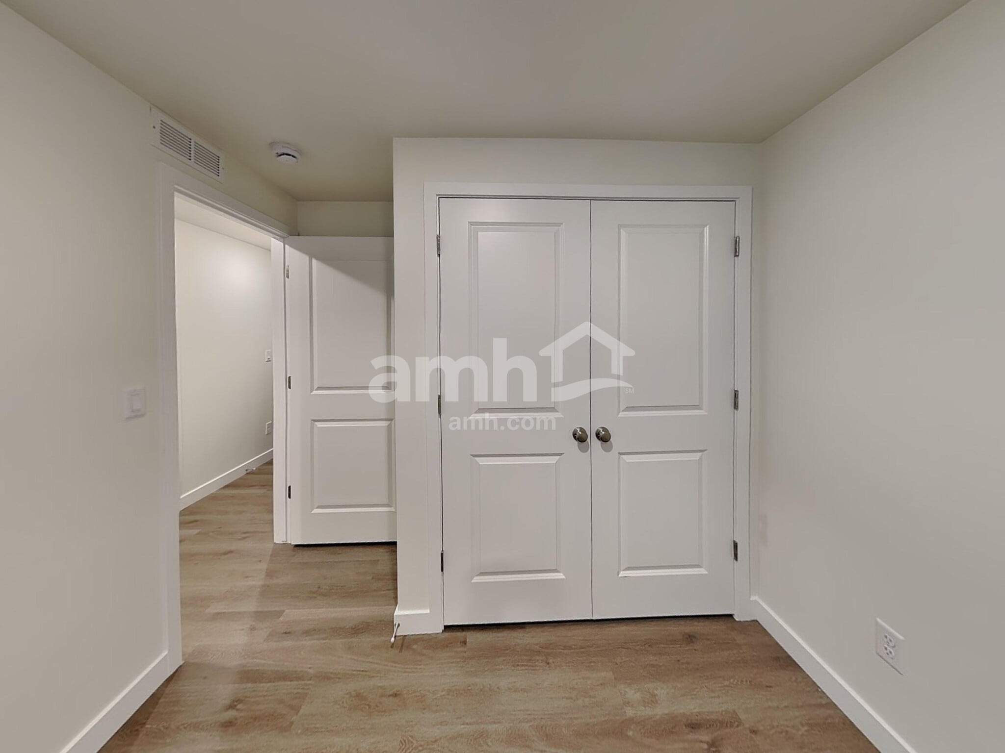 Building Photo - 4692 W Ore Strm Rd